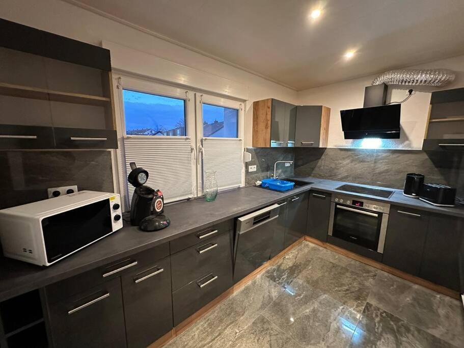 Top 3 Zimmer Appartment Bei Der Schalke Arena, Sport Und Natur Naehe Dortmund Essen Duesseldorf Oberhausen Gelsenkirchen Dış mekan fotoğraf